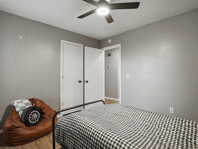 10316 Glascow Dr — Photo 18