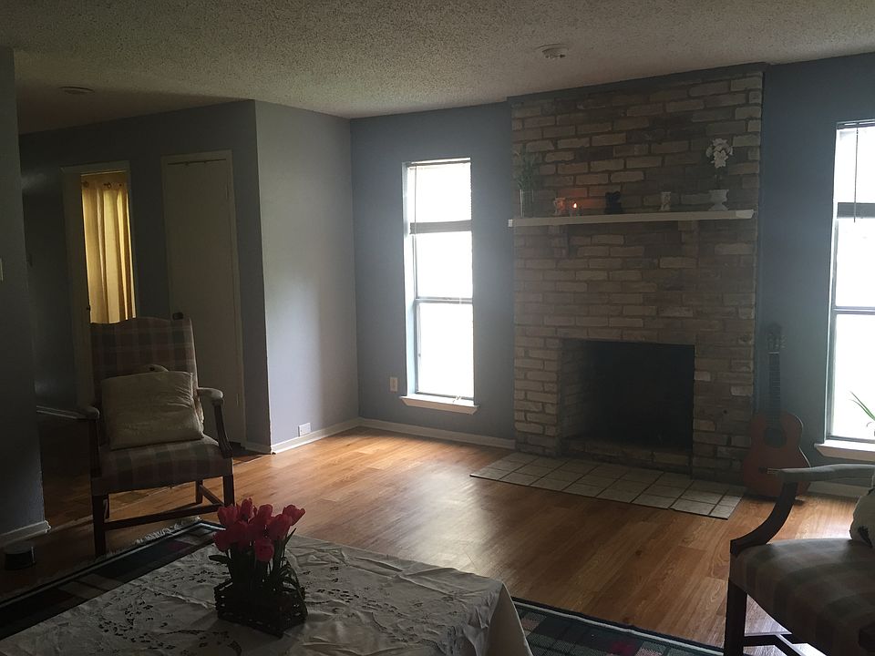 Living Room with Fireplace