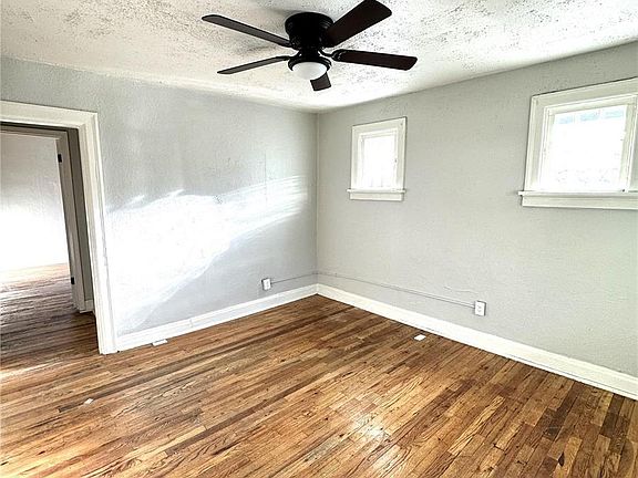 5th image of 8356 College Ave
