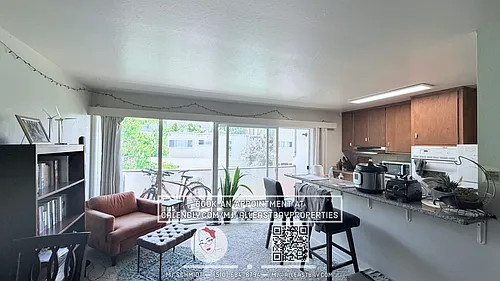 1516 Henry St #5 Photo 1