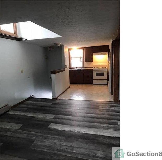 1st image of 163 E Lorain St