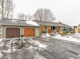 231 Thames Cres, Thames Centre, ON N0L1G3