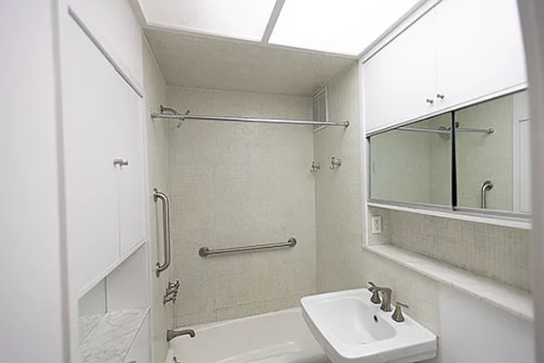 Rented by Voro New York | media 9