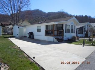 85 Strollers Ln, Waynesville, NC 28785