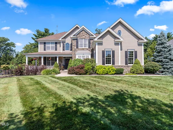 60 Stone Crest Drive, Mechanicville, NY 12118