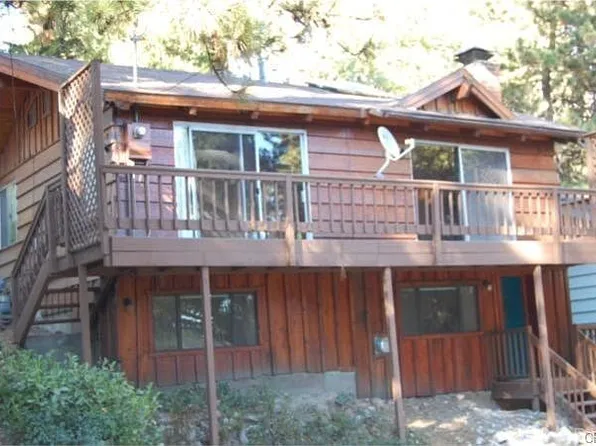 31760 Silver Spruce Dr, Running Springs, CA 92382
