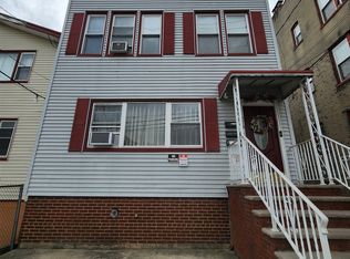 218 Seaview Ave FLOOR 2R, Jersey City, NJ 07305