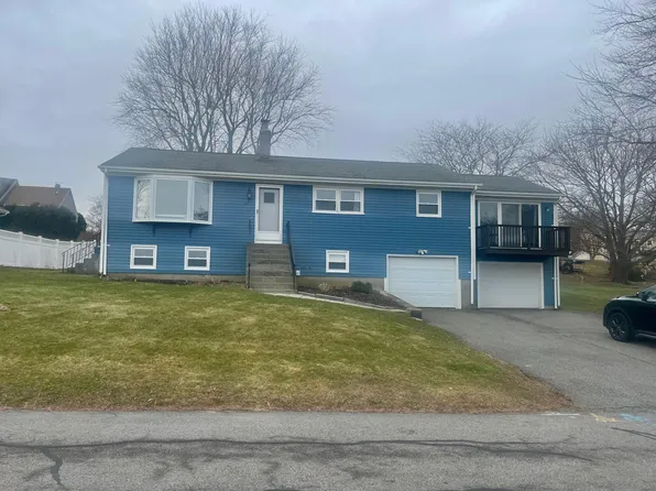 282 Water St, Portsmouth, RI 02871