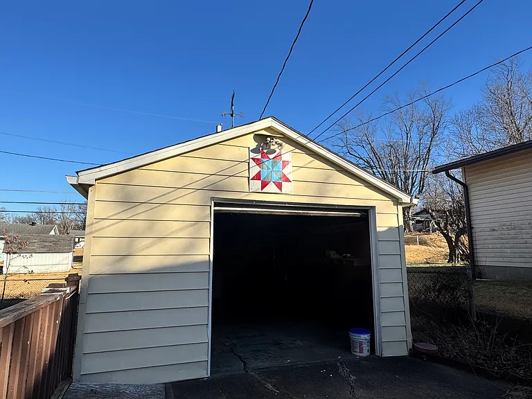 4513 Stratford Rd — Photo 9