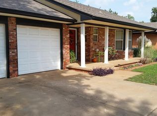 5821 Norman Rd, Warr Acres, OK 73122