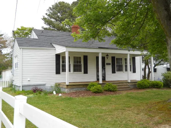 804 12th St, Roanoke Rapids, NC 27870