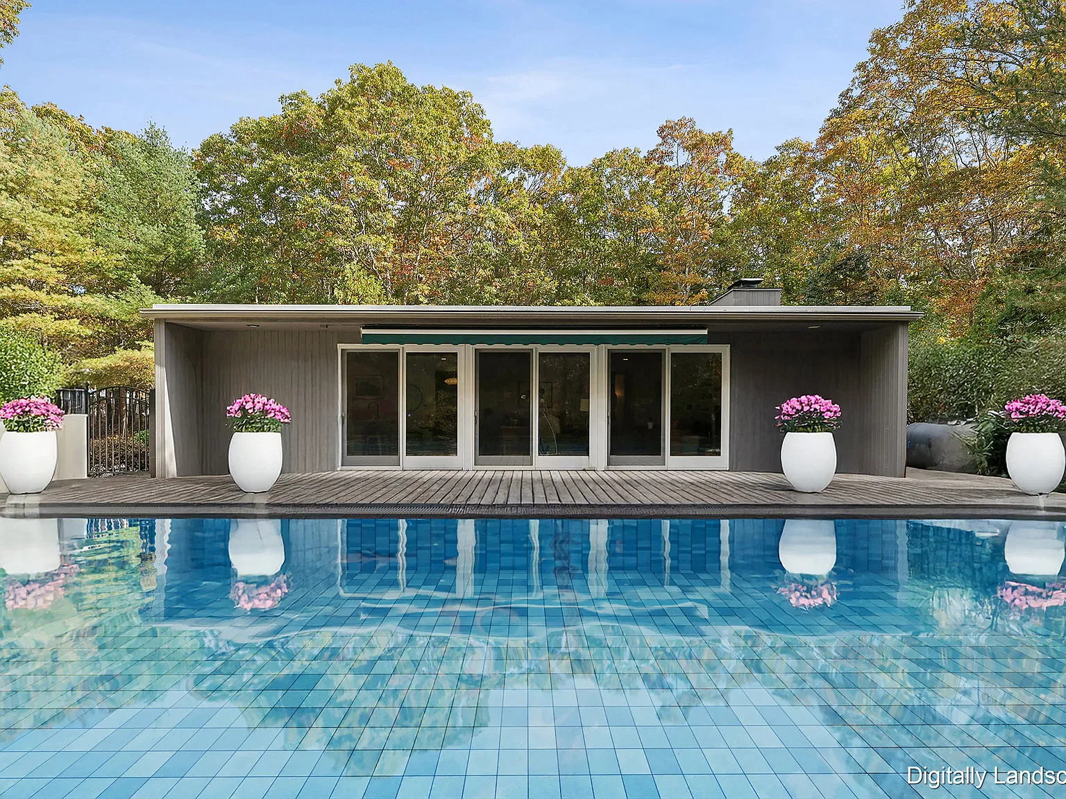 Quogue Summer Rental — Photo 1