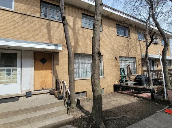 2554 Rose St, Franklin Park, IL 60131