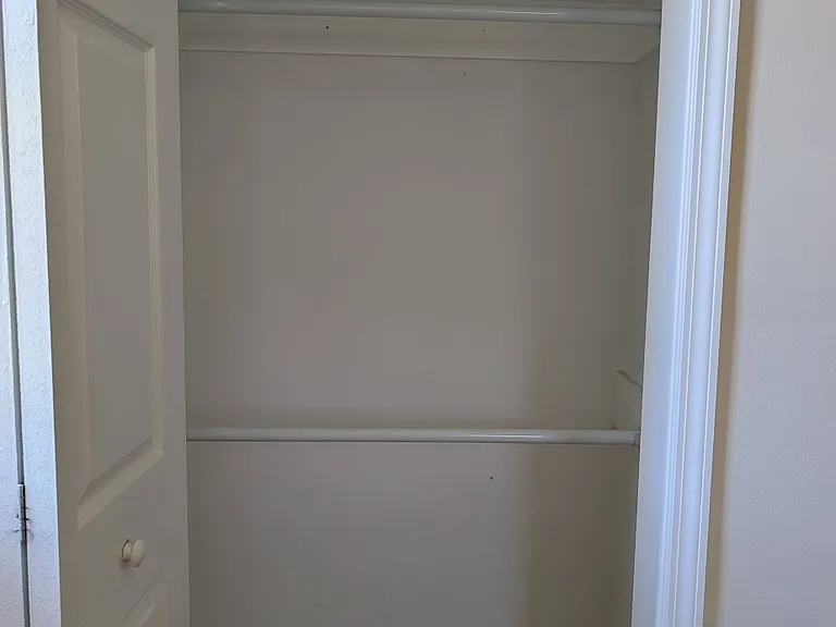 427 Regester Ave — Photo 14