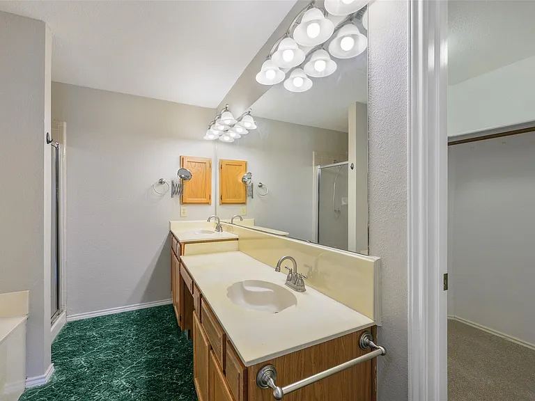 3404 Napolean Ct — Photo 22