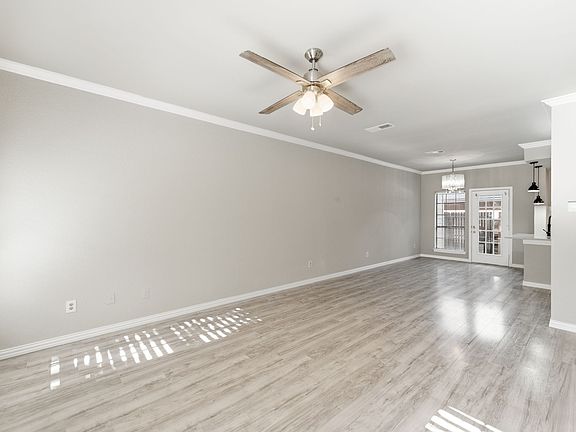 3rd image of 14333 Preston Rd APT 1704