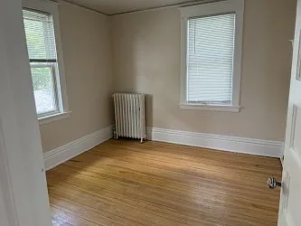 927 Iglehart Ave #927 — Photo 6