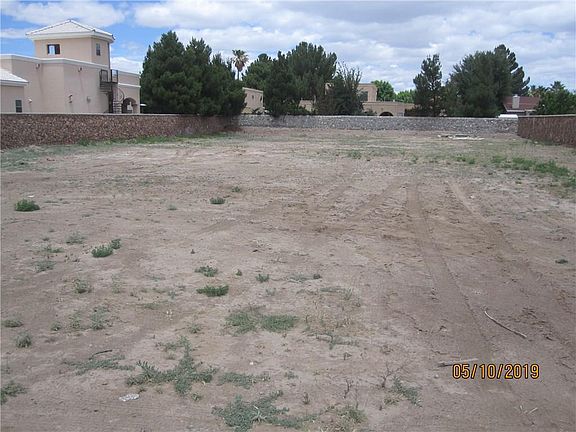 2nd image of 699 Las Granjas Dr