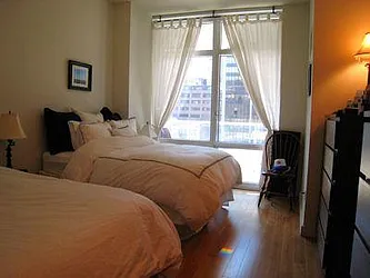 Rented by R New York