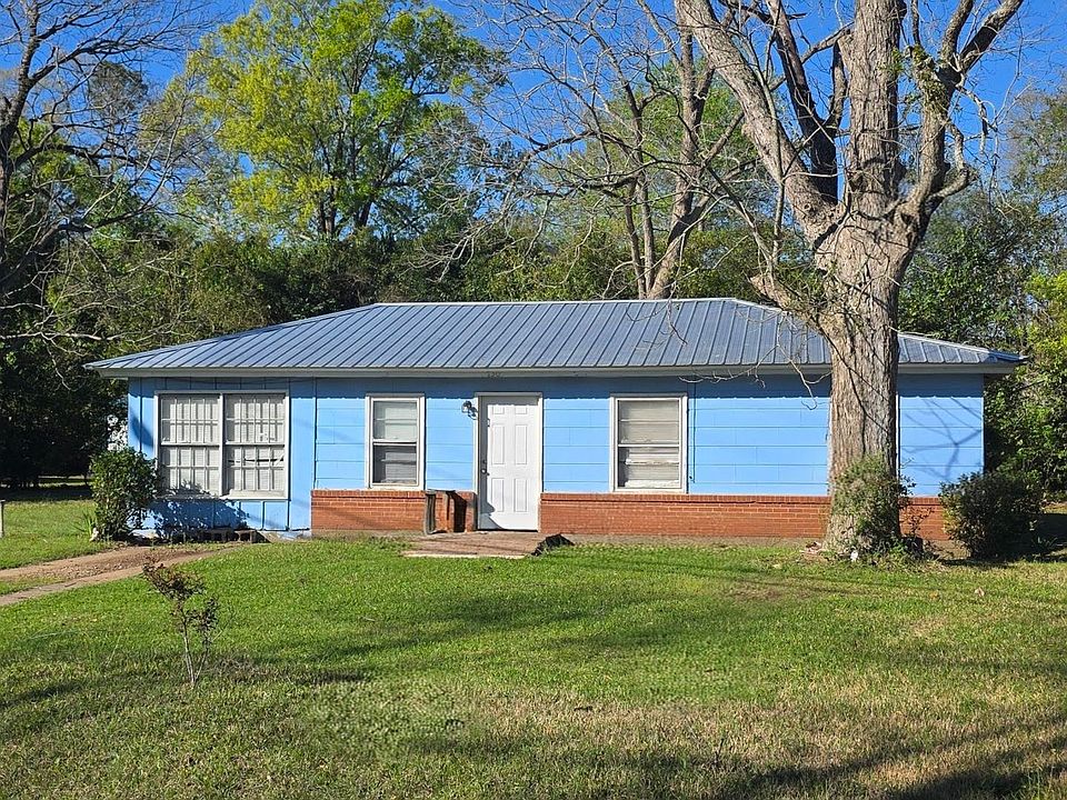 2nd image of 130 Sunset Ln