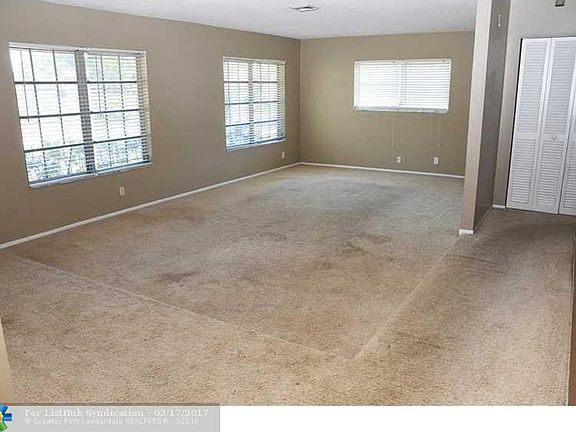 2nd image of 10560 NW 41st St