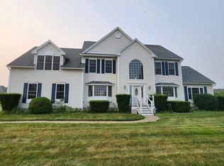 17 Scenic Ln, Hudson, NH 03051