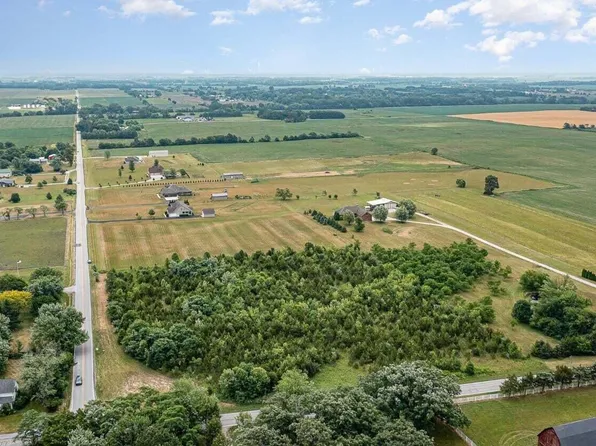 16937 Holtz Rd, Lowell, IN 46356