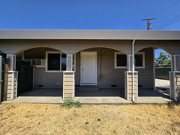 2nd image of 2824 Del Paso Blvd