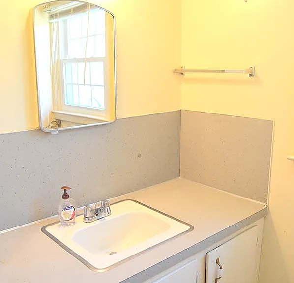 64 Hemlock Ave — Photo 18