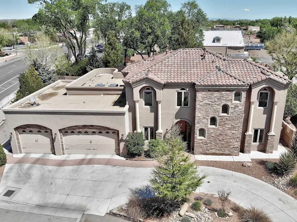2519 Villa Doro Way NW, Albuquerque, NM 87104
