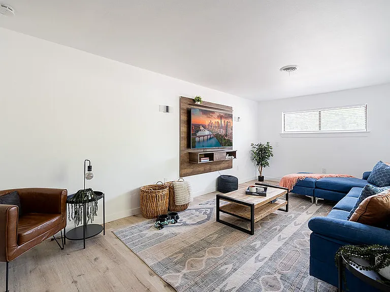 631 Sherwood Dr — Photo 11
