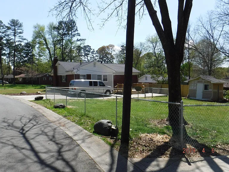 3900 Paisley Pl — Photo 11