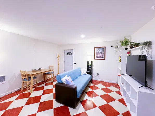 15 Orient Ave APT 1, Jersey City, NJ 07305