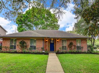 5143 Lymbar Dr, Houston, TX 77096