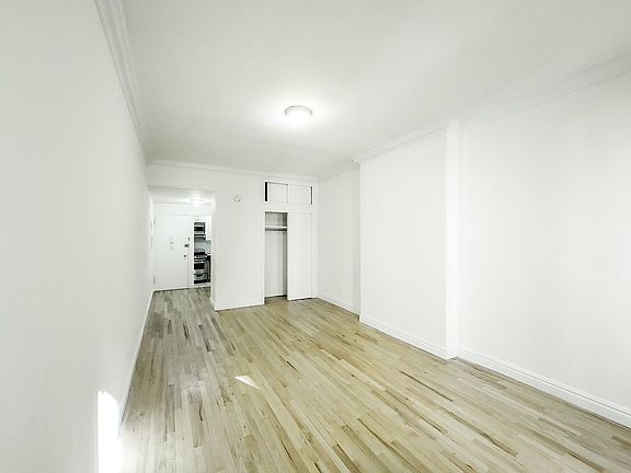 2nd image of 523 E 85th St APT 3B