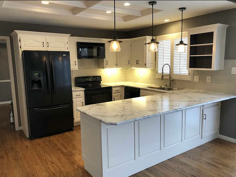 2206 Greenbrier Dr — Photo 14