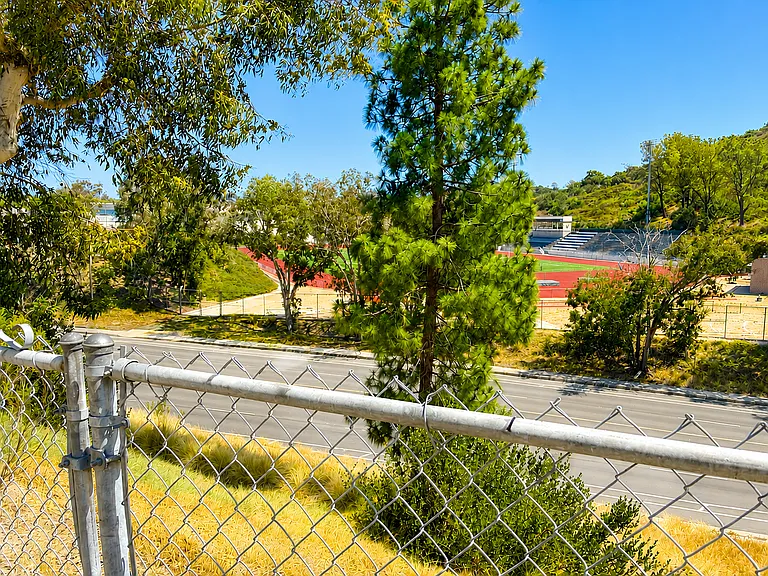 6545 Oakridge Rd — Photo 10
