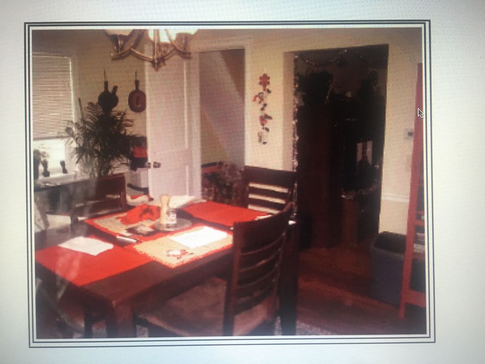 2nd image of 2225 Clark St