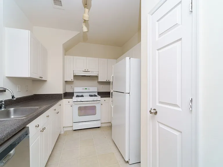 11391 Aristotle Dr #214 — Photo 6