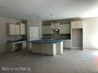 3rd image of 1411 Ogelthorp Drive