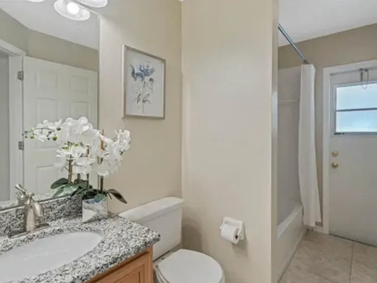 933 Van Loon Ct — Photo 11