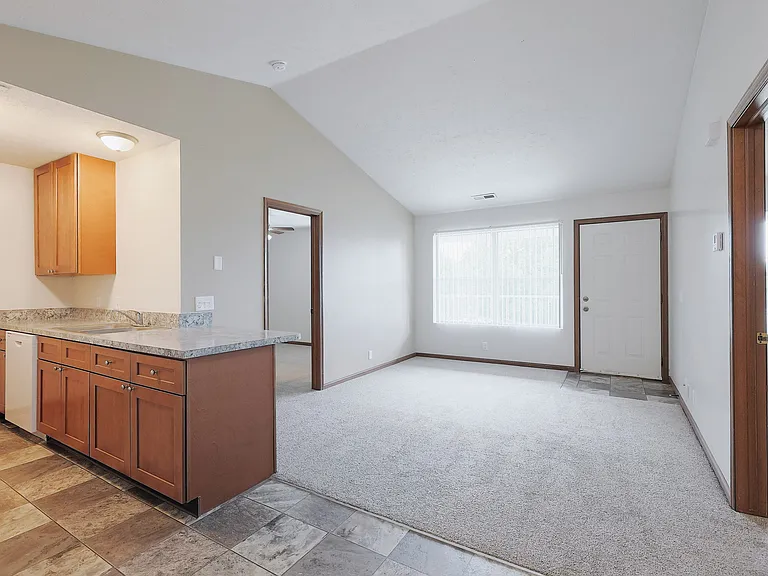 2221 S Street — Photo 57