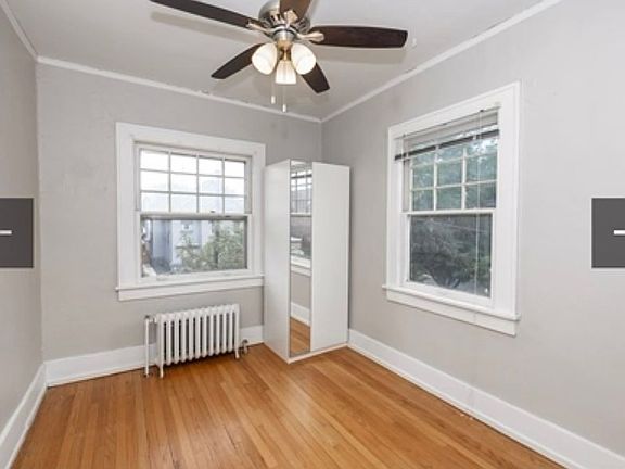 3rd image of 1027 N Washington St APT 21
