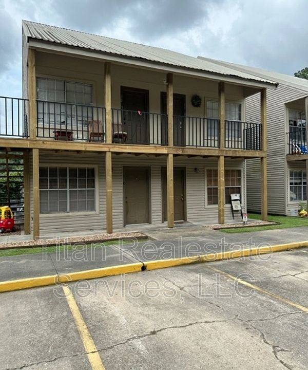 1st image of 300 Lozes Ave APT 1101