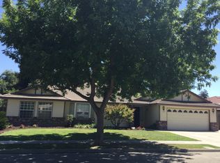 199 E Garfield Ave, Tulare, CA