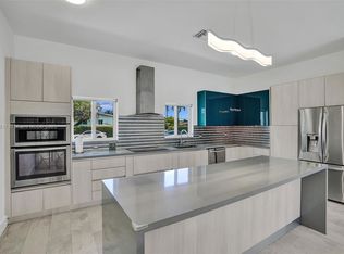 8540 SW 20th St, Miami, FL 33155