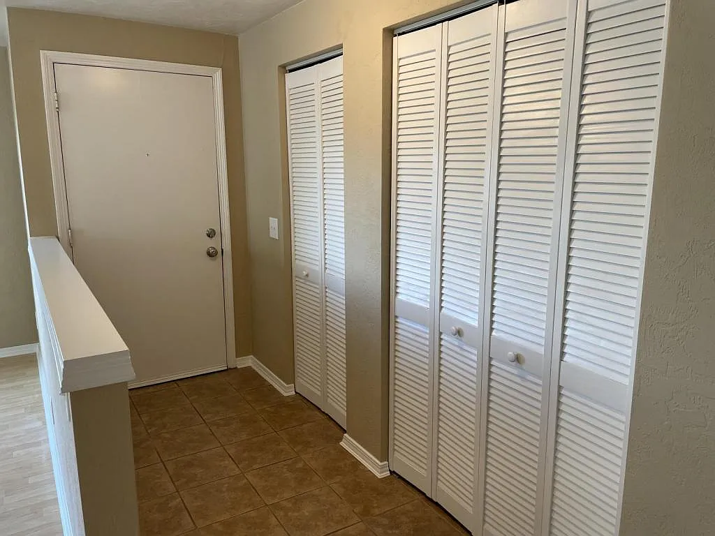 924 George St NW — Photo 3