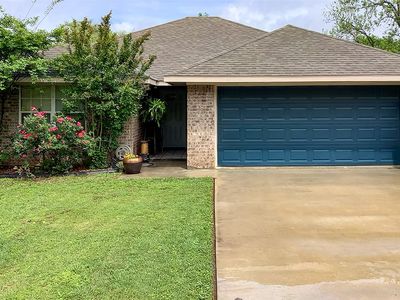 2409 W Walker St, Denison, TX, 75020