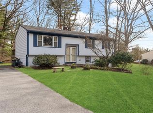 5 Snowberry Ct, Smithfield, RI 02917