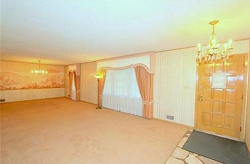 Living Room / Dining Room
